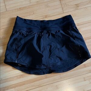 Lululemon black short Skort
